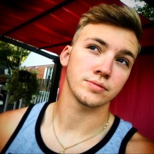 Meet your Posher, Foster